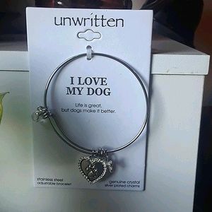 Stainless steel adjustable bracelet.